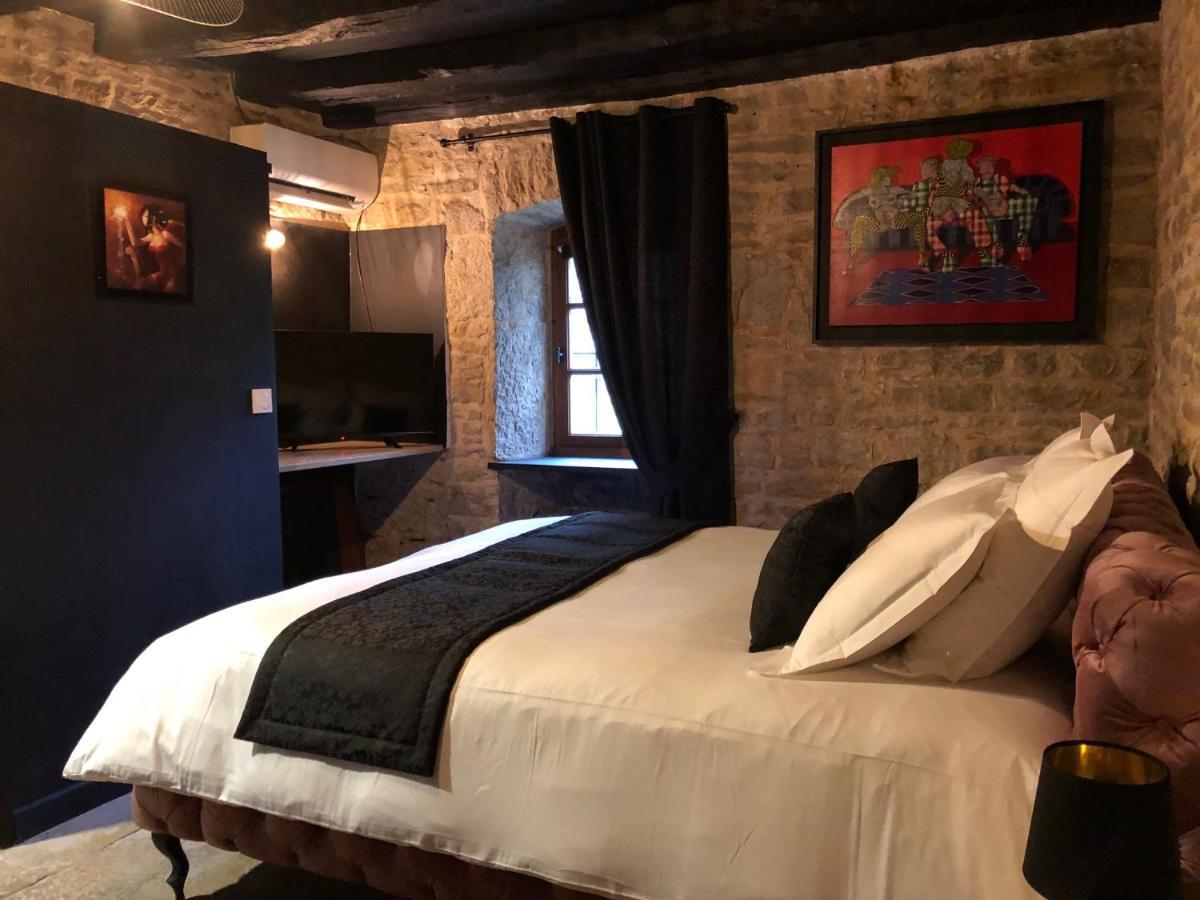 Domaine De Monplaisir Bed & Breakfast Caylus Екстериор снимка