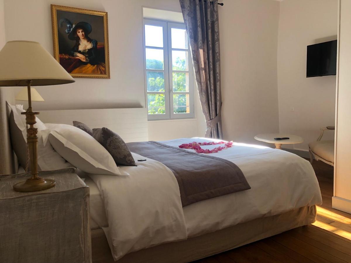 Domaine De Monplaisir Bed & Breakfast Caylus Екстериор снимка