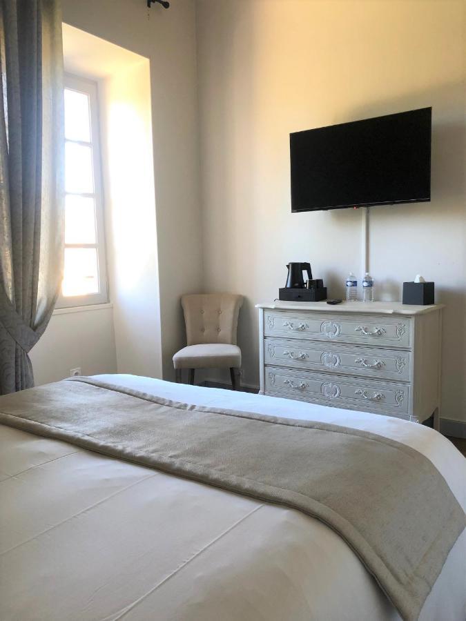 Domaine De Monplaisir Bed & Breakfast Caylus Екстериор снимка