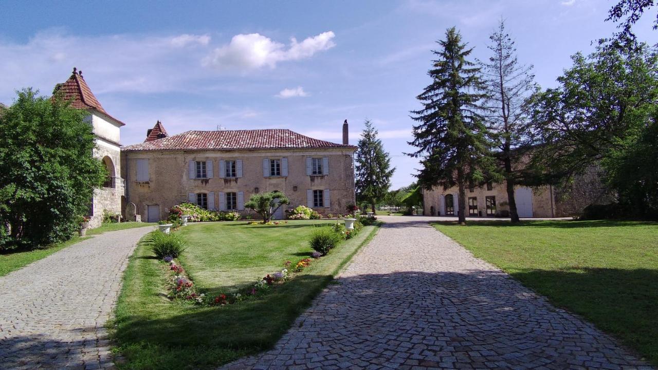 Domaine De Monplaisir Bed & Breakfast Caylus Екстериор снимка