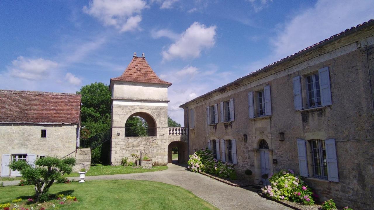 Domaine De Monplaisir Bed & Breakfast Caylus Екстериор снимка