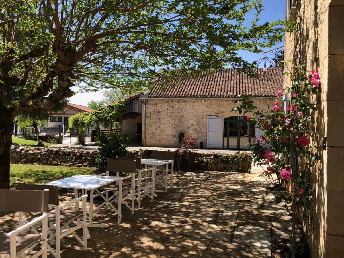 Domaine De Monplaisir Bed & Breakfast Caylus Екстериор снимка